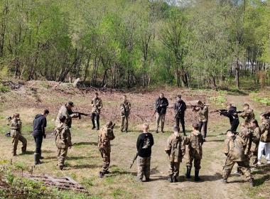 Сахалинские курсанты отработали навыки в условиях, приближенных к реальным