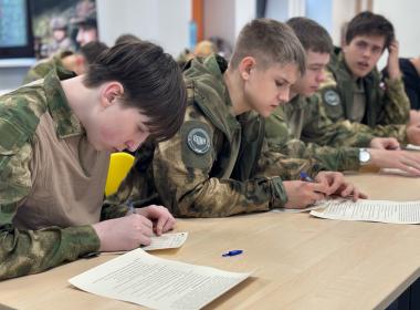 Смены «Время юных героев» от Центра «ВОИН» стартовали в семи регионах России