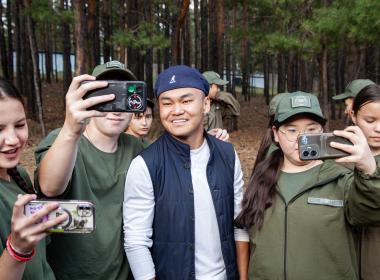 Более 1120 курсантов Центра «ВОИН» посмотрели фильм «9 секунд» о подвиге Героя России Алдара Цыденжапова