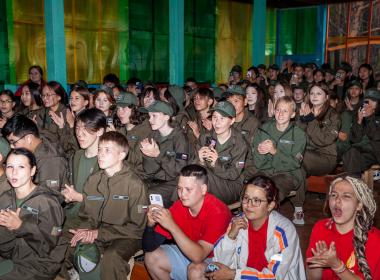 Более 1120 курсантов Центра «ВОИН» посмотрели фильм «9 секунд» о подвиге Героя России Алдара Цыденжапова