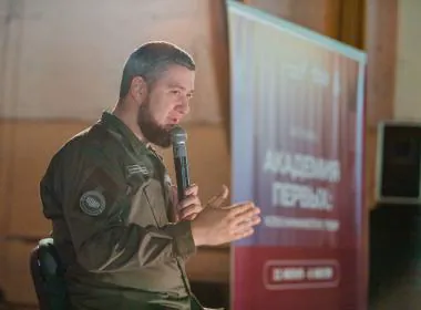 Директор филиала центра «ВОИН» в ДНР провел открытую встречу с молодёжью